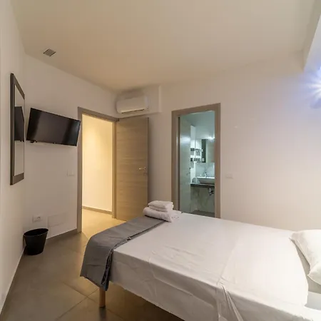 Residenza Digione Πανσιόν Πάρμα